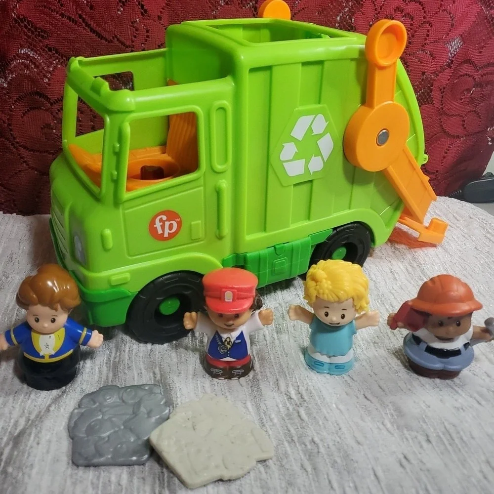 Fisher Price Little People Recycle Truck w 4 Figures Tested‎ Working